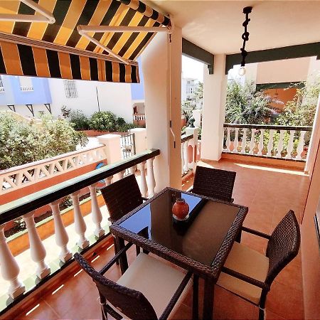 内尔哈Casa Playa, Terraza Y Garaje公寓 外观 照片