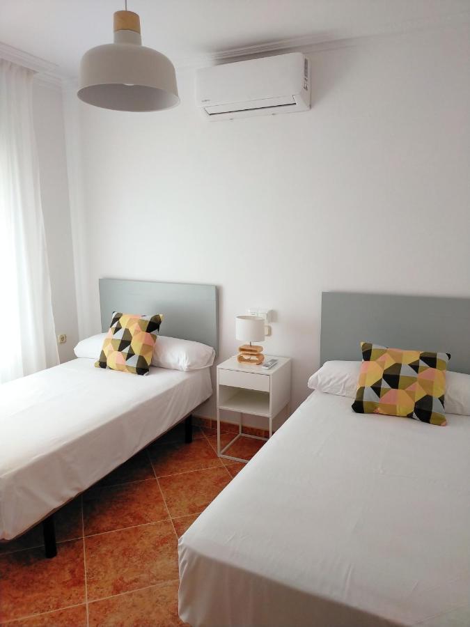 内尔哈Casa Playa, Terraza Y Garaje公寓 外观 照片