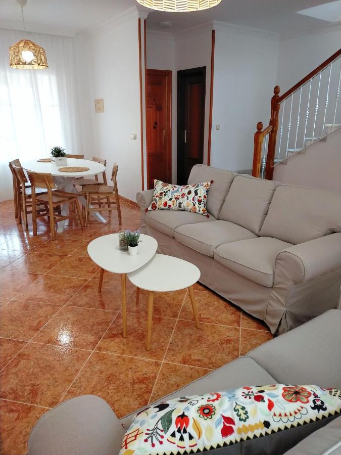 内尔哈Casa Playa, Terraza Y Garaje公寓 外观 照片